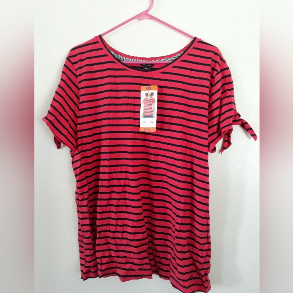 Womens Nautica t shirt size XXL